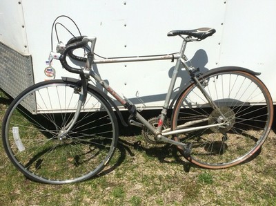 fuji pulsar road bike